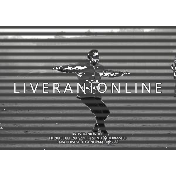 1974-1975 APPIANO GENTILE ALLENAMENTO INTER NELLA FOTO LUIS SUAREZ ALLENATORE INTER AG ALDO LIVERANI SAS
