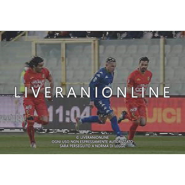 CATANZARO - BARI CAMPIONATO CALCIO SERIE C LEGA PRO 13.03.2022 NELLA FOTO Andrea D\'Errico contrastato da Pasquale Fazio e Antonio Cinelli ©ROSITO/AGENZIA ALDO LIVERANI SAS