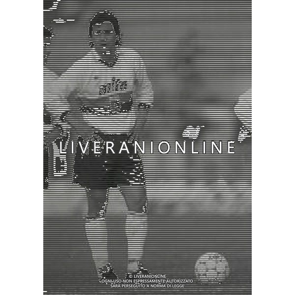 RETROSPETTIVA BRANCO CALCIATORE NELLA FOTO BRANCO CON LA MAGLIA DEL GENOA CALCIO NELL\'ANNO 1991 AG ALDO LIVERANI SAS