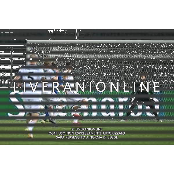 © TVRG Antonino La Gumina (Como) segna il gol dell\'1 a 0 Como vs Ternana Campionato Serie BKT - 30a giornata Como 15-03-2022 Stadio Giuseppe Sinigaglia foto Roberto Garavaglia/ag. Aldo Liverani sas/AGENZIA ALDO LIVERANI SAS