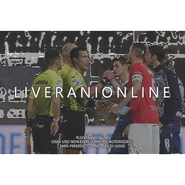 Loris Cerquiglini/LMedia - AC Perugia vs SPAL - Italian soccer Serie B match 2021/2022 March 16 2022 - Stadio Renato Curi Perugia, Italy AC Perugia vs SPAL Photo showing: a. di martino (referee sez. teramo) gabriele angella (n.05 perugia calcio) @Loris Cerquiglini/LiveMedia /AGENZIA ALDO LIVERANI SAS