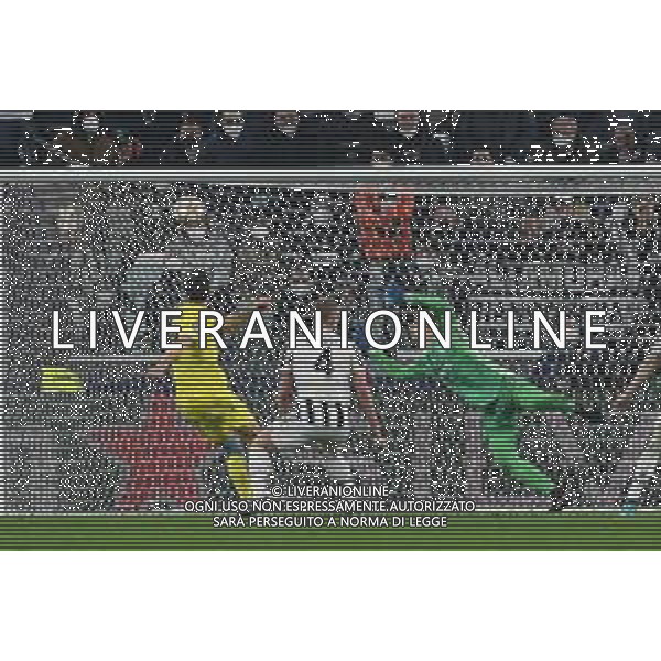 Torino 16.03.2022 Stadio Allianz Stadium ©Alessandro Falzone/Agenzia Aldo Liverani Juventus vs Villareal 8^ di Champions League 2021/2022 Nella foto : gol pau torres del 2 0 ©FALZONE/AGENZIA ALDO LIVERANI SAS