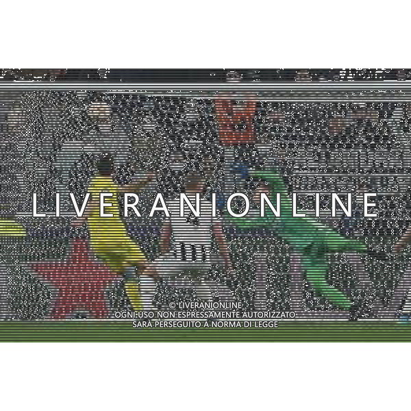 Torino 16.03.2022 Stadio Allianz Stadium ©Alessandro Falzone/Agenzia Aldo Liverani Juventus vs Villareal 8^ di Champions League 2021/2022 Nella foto : Gol di Pau Torres