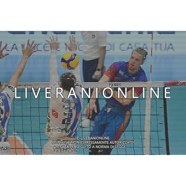 ¬© TVRG Donovan Dzavoronok (Monza) Vero Volley Monza vs Tours VB CEV Cup - finale gara di andata Monza 16-03-2022 Arena di Monza foto Roberto Garavaglia/ag. Aldo Liverani sas/AGENZIA ALDO LIVERANI SAS