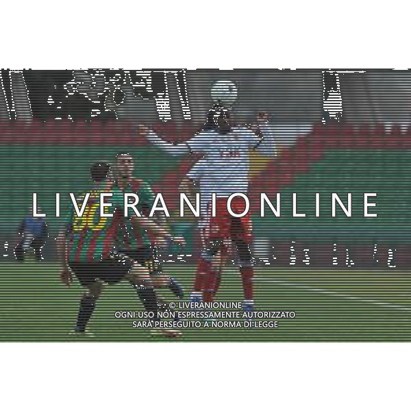 Ternana vs Alessandria Campionato Serie B - 31 Giornata Stadio Libero Liberati - Terni 19-03-2022 nella foto Ba anticipa Koutsoupias FOTO FEDERICO GAETANO-AG ALDOLIVERANI SAS
