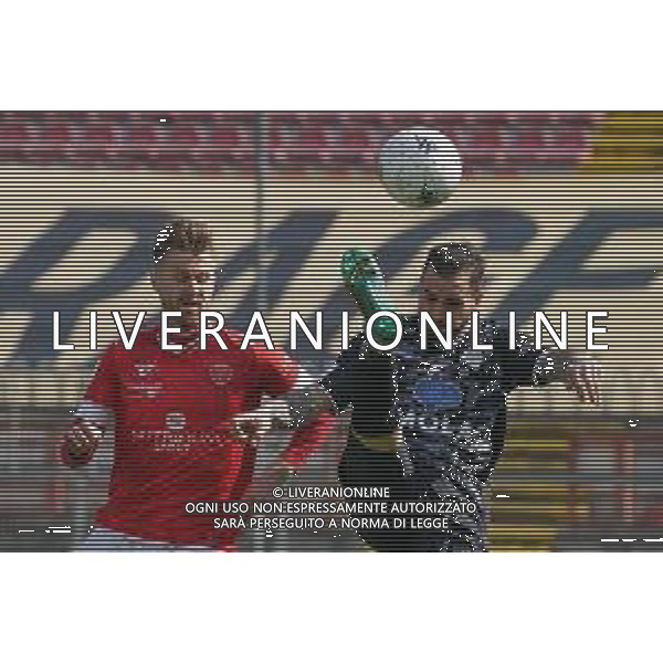 Loris Cerquiglini/LMedia - AC Perugia vs Como 1907 - Italian soccer Serie B match 2021/2022 March 20 2022 - Stadio Renato Curi Perugia, Italy AC Perugia vs Como 1907 Photo showing: parigini vittorio (n.11 como 1907) v minesso mattia (pg18 perugia calcio) @Loris Cerquiglini/LiveMedia /AGENZIA ALDO LIVERANI SAS