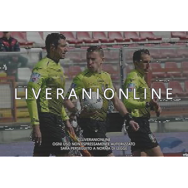 Loris Cerquiglini/LMedia - AC Perugia vs Como 1907 - Italian soccer Serie B match 2021/2022 March 20 2022 - Stadio Renato Curi Perugia, Italy AC Perugia vs Como 1907 Photo showing: serra m. (referee sez. torino) @Loris Cerquiglini/LiveMedia /AGENZIA ALDO LIVERANI SAS