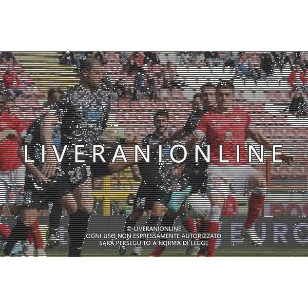 Loris Cerquiglini/LMedia - AC Perugia vs Como 1907 - Italian soccer Serie B match 2021/2022 March 20 2022 - Stadio Renato Curi Perugia, Italy AC Perugia vs Como 1907 Photo showing: curado marcos (n.21 perugia calcio)&#xA; v parigini vittorio (n.11 como 1907) @Loris Cerquiglini/LiveMedia /AGENZIA ALDO LIVERANI SAS