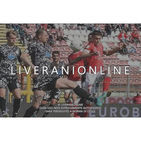 Loris Cerquiglini/LMedia - AC Perugia vs Como 1907 - Italian soccer Serie B match 2021/2022 March 20 2022 - Stadio Renato Curi Perugia, Italy AC Perugia vs Como 1907 Photo showing: curado marcos (n.21 perugia calcio)&#xA; v parigini vittorio (n.11 como 1907) @Loris Cerquiglini/LiveMedia /AGENZIA ALDO LIVERANI SAS