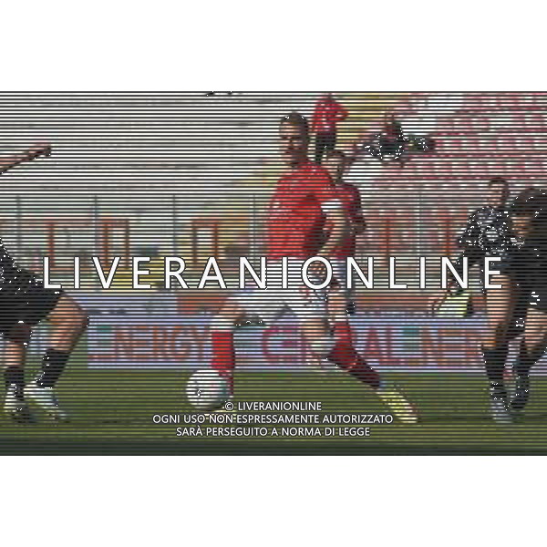 Loris Cerquiglini/LMedia - AC Perugia vs Como 1907 - Italian soccer Serie B match 2021/2022 March 20 2022 - Stadio Renato Curi Perugia, Italy AC Perugia vs Como 1907 Photo showing: de luca manuel (n. 09 perugia calcio) @Loris Cerquiglini/LiveMedia AG ALDO LIVERANI SAS
