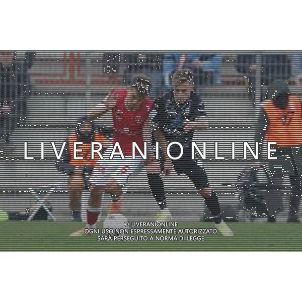 Loris Cerquiglini/LMedia - AC Perugia vs Como 1907 - Italian soccer Serie B match 2021/2022 March 20 2022 - Stadio Renato Curi Perugia, Italy AC Perugia vs Como 1907 Photo showing: segre jacopo (n.6 perugia calcio) v blanco alex (n.19 como 1907) @Loris Cerquiglini/LiveMedia AG ALDO LIVERANI SAS