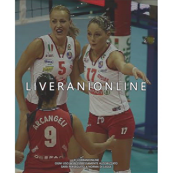 Siena 08/10/2005 Despar Perugia Volley Nella foto: Gioia di Gioli Simona e Zetova Antonina.* Ph Gianni Nucci/Agenzia Aldo Liverani