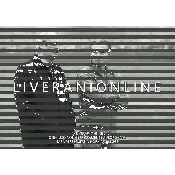 RETROSPETTIVA AZEGLIO VICINI ALLENATORE NAZIONALE ITALIA CALCIO NELLA FOTO AZEGLIO VICINI NELL\'ANNO 1987 CON IL PROFESSORE LEONARDO VECCHIET AG ALDO LIVERANI SAS 