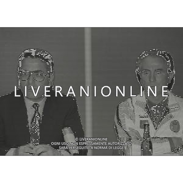 RETROSPETTIVA AZEGLIO VICINI ALLENATORE NAZIONALE ITALIA CALCIO NELLA FOTO AZEGLIO VICINI NELL\'ANNO 1988 CON ANTONIO MATARRESE AG ALDO LIVERANI SAS 
