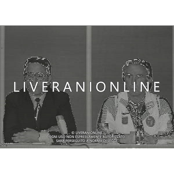RETROSPETTIVA AZEGLIO VICINI ALLENATORE NAZIONALE ITALIA CALCIO NELLA FOTO AZEGLIO VICINI NELL\'ANNO 1988 CON ANTONIO MATARRESE AG ALDO LIVERANI SAS 