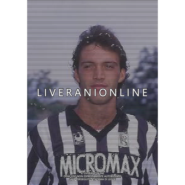 RETROSPETTIVA PAOLO BENETTI CALCIATORE NELLA FOTO PAOLO BENETTI CON LA MAGLIA DELL\'ASCOLI CALCIO AG ALDO LIVERANI SAS
