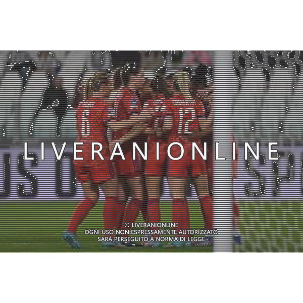 Torino 23.03.2022 Stadio Allianz Stadium ©Manuela Viganti/Agenzia Aldo Liverani Juventus vs Olimpique Lione Quarti di finale Champions League Women\'s 2021/2022 Nella foto: esultanza lione dopo il gol di catarina macario ©VIGANTI/AGENZIA ALDO LIVERANI SAS