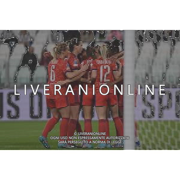 Torino 23.03.2022 Stadio Allianz Stadium ©Manuela Viganti/Agenzia Aldo Liverani Juventus vs Olimpique Lione Quarti di finale Champions League Women\'s 2021/2022 Nella foto: esultanza lione dopo il gol di catarina macario ©VIGANTI/AGENZIA ALDO LIVERANI SAS