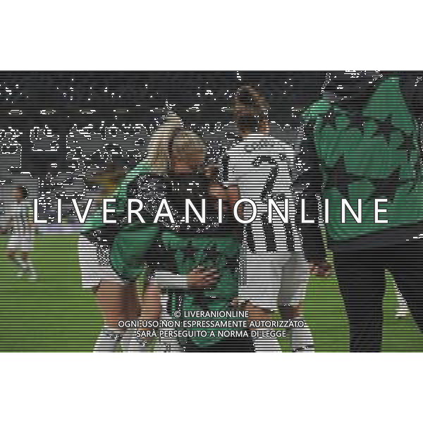 Torino 23.03.2022 Stadio Allianz Stadium ©Manuela Viganti/Agenzia Aldo Liverani Juventus vs Olimpique Lione Quarti di finale Champions League Women\'s 2021/2022 Nella foto: esultanza juventus dopo il gol di cristiana girelli ©VIGANTI/AGENZIA ALDO LIVERANI SAS