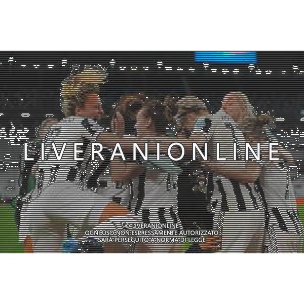 Torino 23.03.2022 Stadio Allianz Stadium ©Manuela Viganti/Agenzia Aldo Liverani Juventus vs Olimpique Lione Quarti di finale Champions League Women\'s 2021/2022 Nella foto: esultanza juventus dopo il gol di cristiana girelli ©VIGANTI/AGENZIA ALDO LIVERANI SAS
