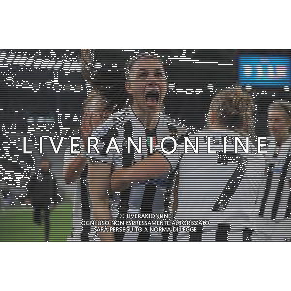 Torino 23.03.2022 Stadio Allianz Stadium ©Manuela Viganti/Agenzia Aldo Liverani Juventus vs Olimpique Lione Quarti di finale Champions League Women\'s 2021/2022 Nella foto: esultanza di agnese bonfantini ©VIGANTI/AGENZIA ALDO LIVERANI SAS