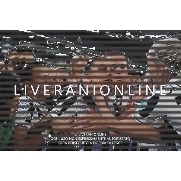 Torino 23.03.2022 Stadio Allianz Stadium ©Manuela Viganti/Agenzia Aldo Liverani Juventus vs Olimpique Lione Quarti di finale Champions League Women\'s 2021/2022 Nella foto: esultanza juventus dopo il gol di agnese bonfantini ©VIGANTI/AGENZIA ALDO LIVERANI SAS