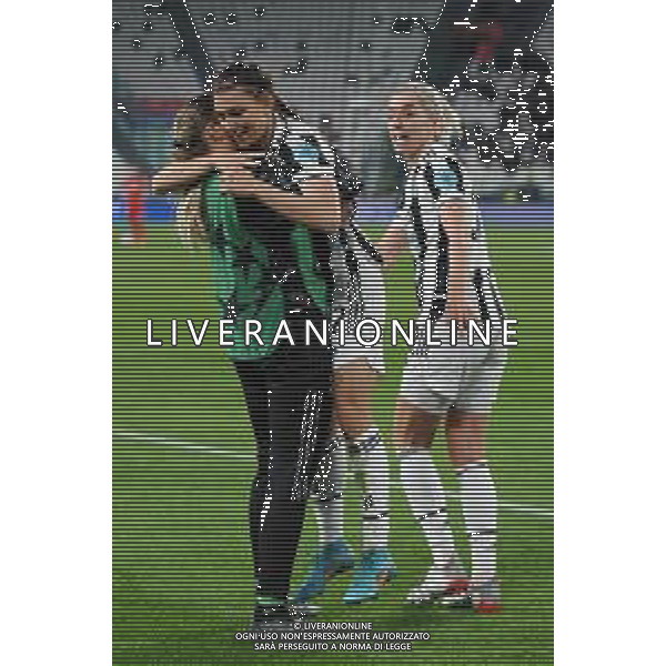 Torino 23.03.2022 Stadio Allianz Stadium ©Manuela Viganti/Agenzia Aldo Liverani Juventus vs Olimpique Lione Quarti di finale Champions League Women\'s 2021/2022 Nella foto: esultanza juventus dopo il gol di agnese bonfantini ©VIGANTI/AGENZIA ALDO LIVERANI SAS