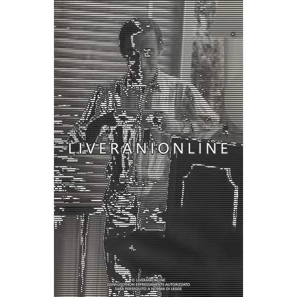 RETROSPETTIVA DON LURIO PSEUDONIMO DI DONALD BENJAMIN LURIO COREOGRAFO-BALLERINO-CANTANTE E ATTORE NELLA FOTO DON LURIO A ROMA NELL\'ANNO 1967 AG ALDO LIVERANI SAS