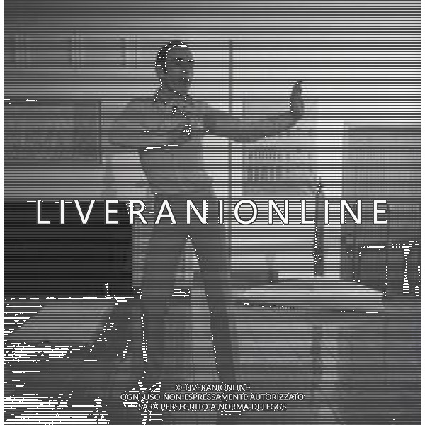 RETROSPETTIVA DON LURIO PSEUDONIMO DI DONALD BENJAMIN LURIO COREOGRAFO-BALLERINO-CANTANTE E ATTORE NELLA FOTO DON LURIO A ROMA NELL\'ANNO 1969 AG ALDO LIVERANI SAS 