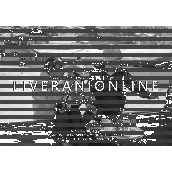 RETROSPETTIVA DON LURIO PSEUDONIMO DI DONALD BENJAMIN LURIO COREOGRAFO-BALLERINO-CANTANTE E ATTORE NELLA FOTO DON LURIO A CORTINA D\'AMPEZZO NELL\'ANNO 1979 CON DELIA SCALA AG ALDO LIVERANI SAS