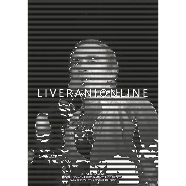 RETROSPETTIVA DON LURIO PSEUDONIMO DI DONALD BENJAMIN LURIO COREOGRAFO-BALLERINO-CANTANTE E ATTORE NELLA FOTO DON LURIO A MILANO NELL\'ANNO 1980 AG ALDO LIVERANI SAS 