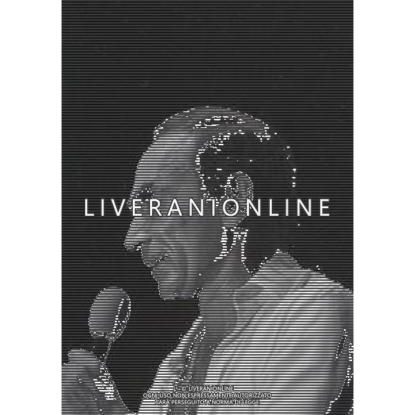 RETROSPETTIVA DON LURIO PSEUDONIMO DI DONALD BENJAMIN LURIO COREOGRAFO-BALLERINO-CANTANTE E ATTORE NELLA FOTO DON LURIO A MILANO NELL\'ANNO 1980 AG ALDO LIVERANI SAS 