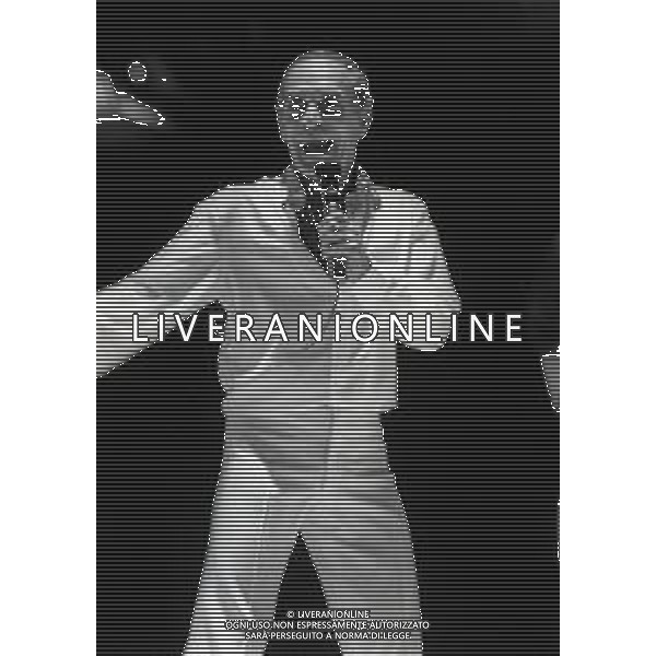RETROSPETTIVA DON LURIO PSEUDONIMO DI DONALD BENJAMIN LURIO COREOGRAFO-BALLERINO-CANTANTE E ATTORE NELLA FOTO DON LURIO A MILANO NELL\'ANNO 1982 AG ALDO LIVERANI SAS