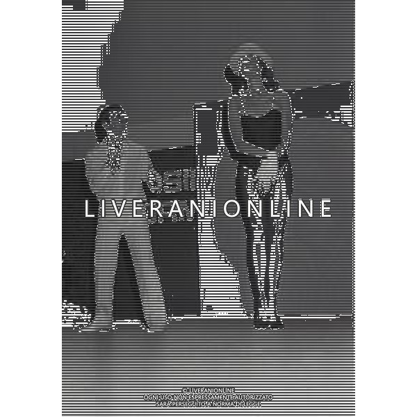 RETROSPETTIVA DON LURIO PSEUDONIMO DI DONALD BENJAMIN LURIO COREOGRAFO-BALLERINO-CANTANTE E ATTORE NELLA FOTO DON LURIO A MILANO NELL\'ANNO 1982 AG ALDO LIVERANI SAS
