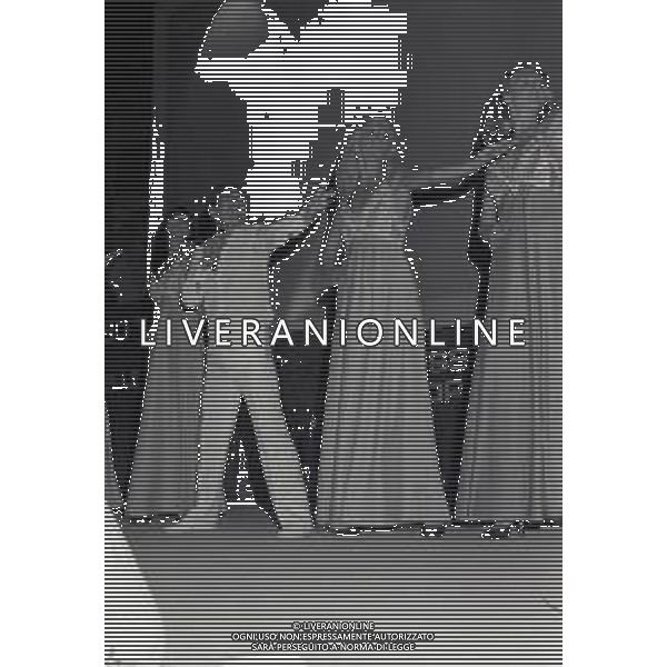 RETROSPETTIVA DON LURIO PSEUDONIMO DI DONALD BENJAMIN LURIO COREOGRAFO-BALLERINO-CANTANTE E ATTORE NELLA FOTO DON LURIO A MILANO NELL\'ANNO 1982 AG ALDO LIVERANI SAS