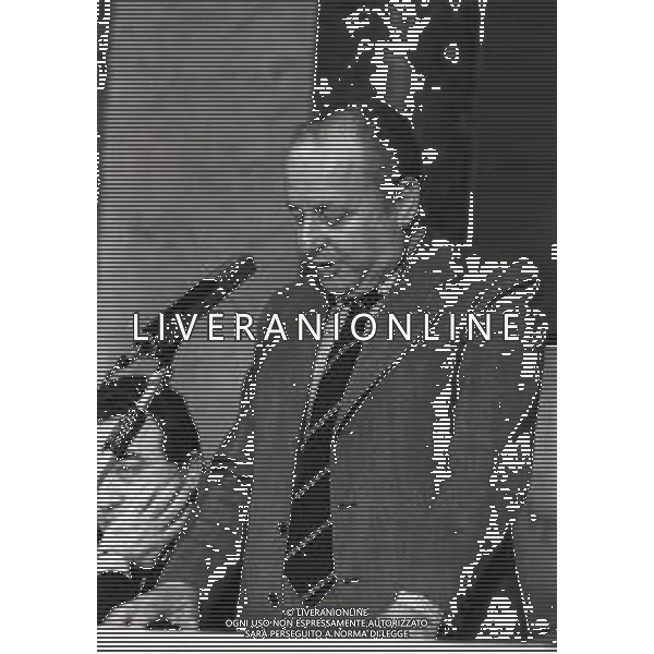 1980 MILANO CIRCOLO DELLA STAMPA PRESENTAZIONE DEL GIRO D\'ITALIA DI CICLISMO NELLA FOTO GINO PALUMBO DIRETTORE DELLA GAZZETTA DELLO SPORT AG ALDO LIVERANI SAS