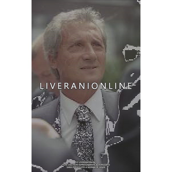 RETROSPETTIVA SERGIO CRAGNOTTI INDUSTRIALE E PRESIDENTE DELLA LAZIO CALCIO NELLA FOTO SERGIO CRAGNOTTI NELL\'ANNO 1999 A MILANO IN LEGA CALCIO AG ALDO LIVERANI SAS 
