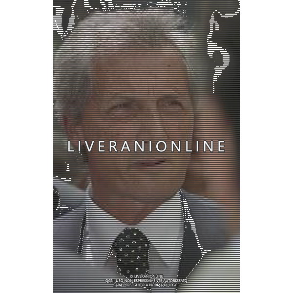 RETROSPETTIVA SERGIO CRAGNOTTI INDUSTRIALE E PRESIDENTE DELLA LAZIO CALCIO NELLA FOTO SERGIO CRAGNOTTI NELL\'ANNO 1999 A MILANO IN LEGA CALCIO AG ALDO LIVERANI SAS 