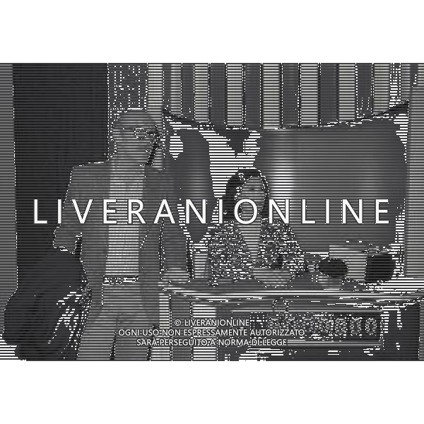 1970-1974 MILANO TRASMISSIONE TELEVISIVA “ RISCHIATUTTO“ NELLA FOTO I CONCORRENTI DEL GIOCO AG ALDO LIVERANI SAS