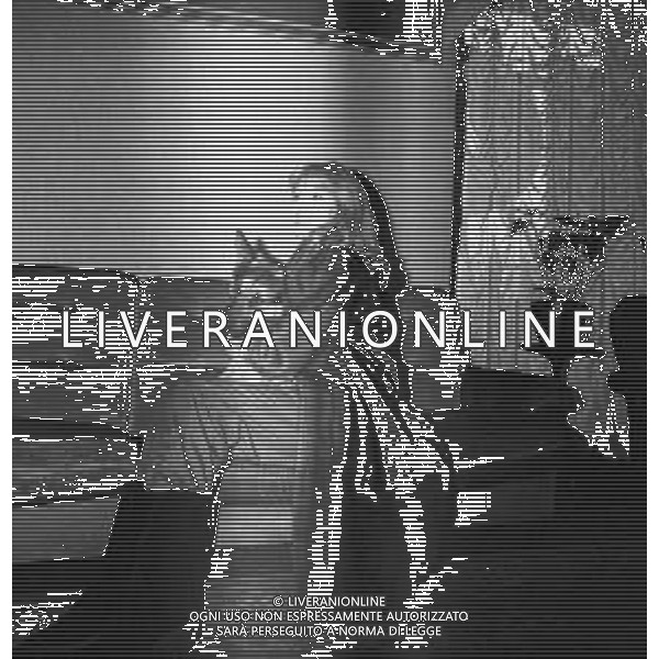 RETROSPETTIVA AMANDA LEAR CANTANTE NELLA FOTO ALLA PELLICCERIA MORETTI DI MILANO NEL 1981 ©Archivio Giovanni Liverani/AGENZIA ALDO LIVERANI SAS