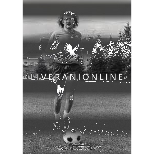 1982 ALLENAMENTO BOLOGNA CALCIO NELLA FOTO GIANLUCA DE PONTI AG ALDO LIVERANI SAS