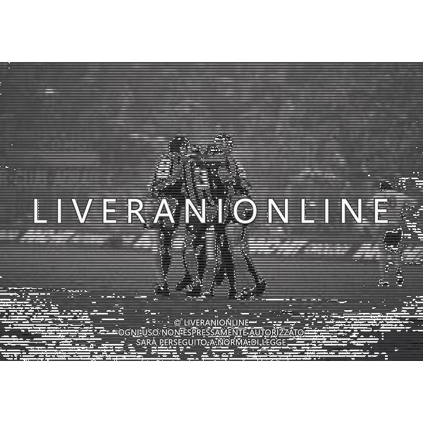 05-11-1980 MILANO OTTAVI DI FINALE RITORNO CHAMPIONS LEAGUE INTER-NANTES 1-1 NELLA FOTO ABBRACCI GIOCATORI INTER DOPO IL GOAL DI ALESSANDRO ALTOBELLI AG ALDO LIVERANI SAS