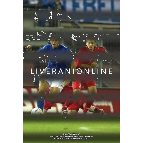 Rieti 11/10/2005 Italia-Moldova Under 21 nella foto: PELLE\'-PORFIREANU foto Bellini / Ag.Aldo Liverani