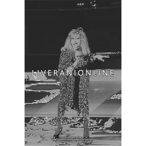 RETROSPETTIVA AMANDA LEAR CANTANTE NELLA FOTO OSPITE A SUPERFLASH A MILANO NEL 1983 ©Archivio Giovanni Liverani/AGENZIA ALDO LIVERANI SAS