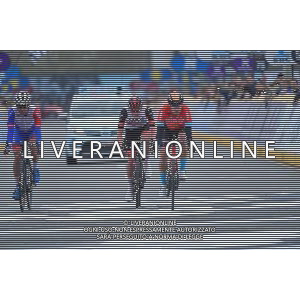 30-03-2022 Dwars Door Vlaanderen; 2022, Groupama - Fdj; 2022, Uae Emirates; 2022, Bahrain - Victorious; Madouas, Valentin; Pogacar, Tadej; Tratnik, Jan; Waregem; ©SIROTTI/AGENZIA ALDO LIVERANI SAS