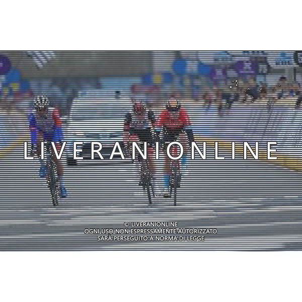 30-03-2022 Dwars Door Vlaanderen; 2022, Groupama - Fdj; 2022, Uae Emirates; 2022, Bahrain - Victorious; Madouas, Valentin; Pogacar, Tadej; Tratnik, Jan; Waregem; ©SIROTTI/AGENZIA ALDO LIVERANI SAS