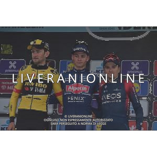 30-03-2022 Dwars Door Vlaanderen; 2022, Alpecin - Fenix; 2022, Jumbo - Visma; 2022, Ineos - Grenadiers; Van Der Poel, Mathieu; Benoot, Tiesj; Pidcock, Thomas; Waregem; ©SIROTTI/AGENZIA ALDO LIVERANI SAS