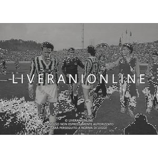 16-03-1986 ROMA CAMPIONATO DI CALCIO SERIE A ROMA-JUVENTUS 3-0 NELLA FOTO GAETANO SCIREA-ARBITRO LUIGI AGNOLIN E MICHEL PALTINI AG ALDO LIVERANI SAS