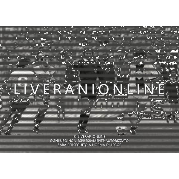 08-02-1984 TRIESTE OTTAVI DI FINALE DI COPPA ITALIA TRIESTINA-UDINESE 0-0 NELLA FOTO ZICO AG ALDO LIVERANI SAS