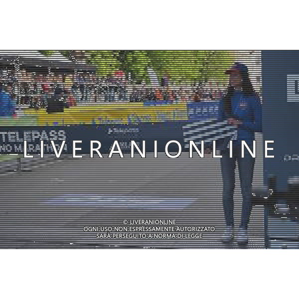 Savino Paolella/LMedia - Milano Marathon 2022 - Marathon April 03 2022 - Milano Milano, Italy Milano Marathon 2022 Photo showing: milano marathon 2022 @Savino Paolella/LiveMedia